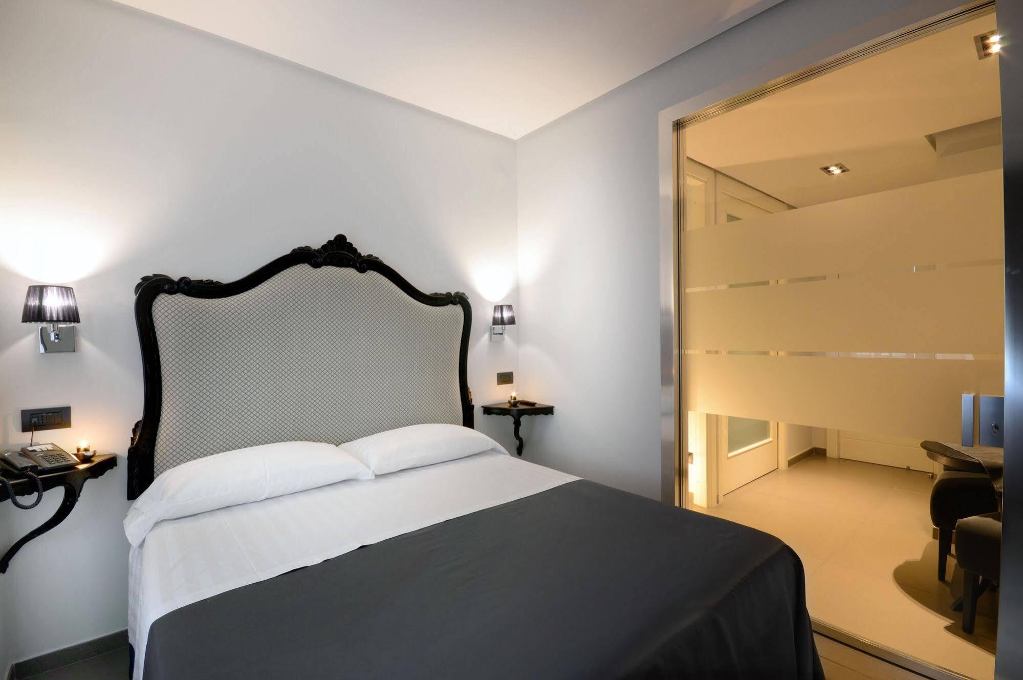 Barbarella Suite Neapol Zewnętrze zdjęcie